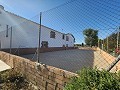 7 Bedroom country house with 9 x 4 pool and outbuildings in Alicante Property