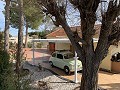 Villa met 3 slaapkamers, groot zwembad en loopafstand van de stad in Alicante Property