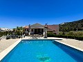 Villa mit unglaublicher Aussicht in einem kleinen Dorf nur wenige Minuten von Pinoso entfernt in Alicante Property