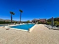 Villa with incredible views in a small village minutes away from Pinoso in Alicante Property