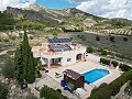 3 Bedrooom house with 15kw solar with large rooms in Alicante Property