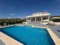 Wunderschöne Villa mit 5 Schlafzimmern und 4 Bädern in Alicante Property