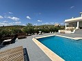 Magificent 5 Bedroom 4 Bathroom Villa in Alicante Property