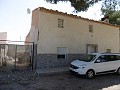 Renovated country house 4 km from Yecla in Alicante Property