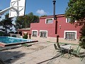 Villa mit Gästehaus und Pool in Alicante Property