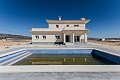 Impresionante villa de nueva construcción terminada in Alicante Property