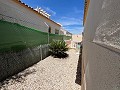 Villa de 2 dormitorios en una calle privada in Alicante Property