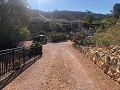 Maison en partie troglodyte modernisée dans les montagnes in Alicante Property