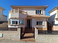 Ongelooflijke villa met 3 slaapkamers en 2 badkamers in El Reloj Fortuna met privézwembad in Alicante Property