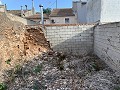 Stadthaus zum Renovieren mit Garten in Alicante Property