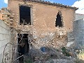 Stadthaus zum Renovieren mit Garten in Alicante Property