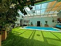 Very Large Townhouse with an Indoor Pool in Alicante Property