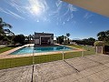 Superbe demeure avec piscine privée, terrain de sport et espace barbecue in Alicante Property