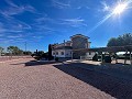 Superbe demeure avec piscine privée, terrain de sport et espace barbecue in Alicante Property