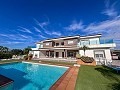 Superbe demeure avec piscine privée, terrain de sport et espace barbecue in Alicante Property